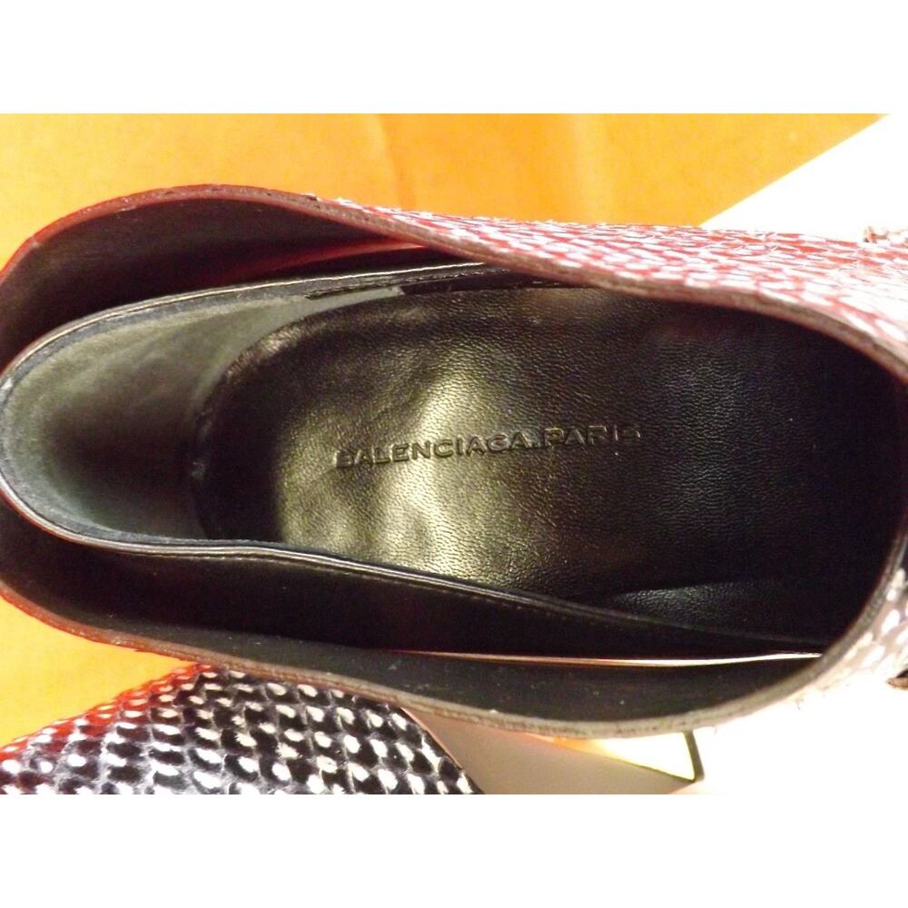 BALENCIAGA BLACK WRAP SNAKE PRINT LEATHER SCULPTURE HEELS PUMPS 36 292683 - Picture 10 of 11